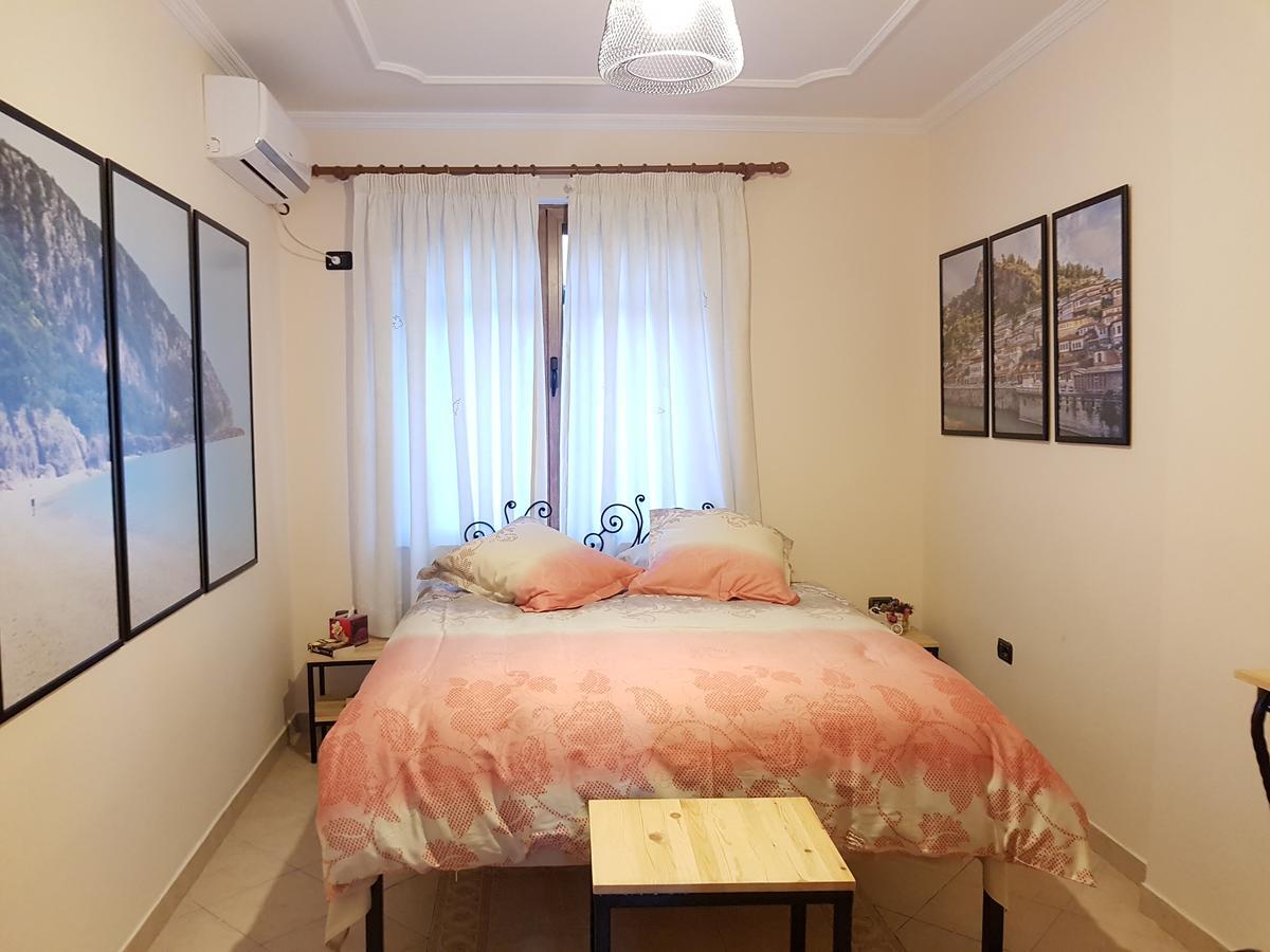 Hidden Gem Tirana Apartment Luaran gambar