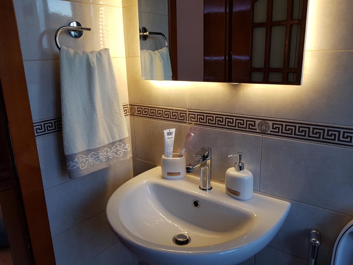 Hidden Gem Tirana Apartment Luaran gambar